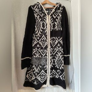 Long hooded knit cardigan with zipper